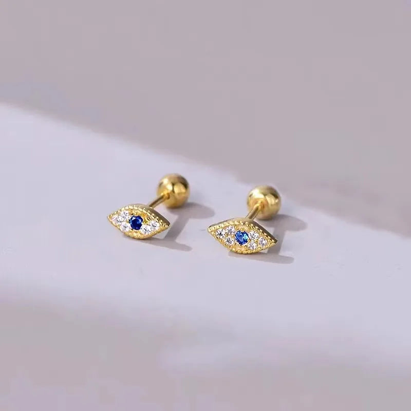 Gigi's Fashion Heart Stud Earrings
