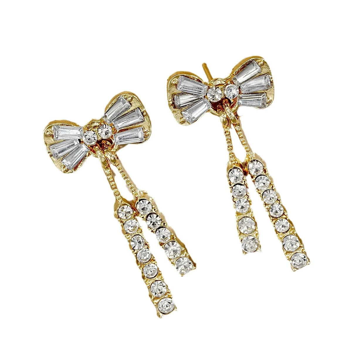 Gigi's Shiny Bow Stud Earrings