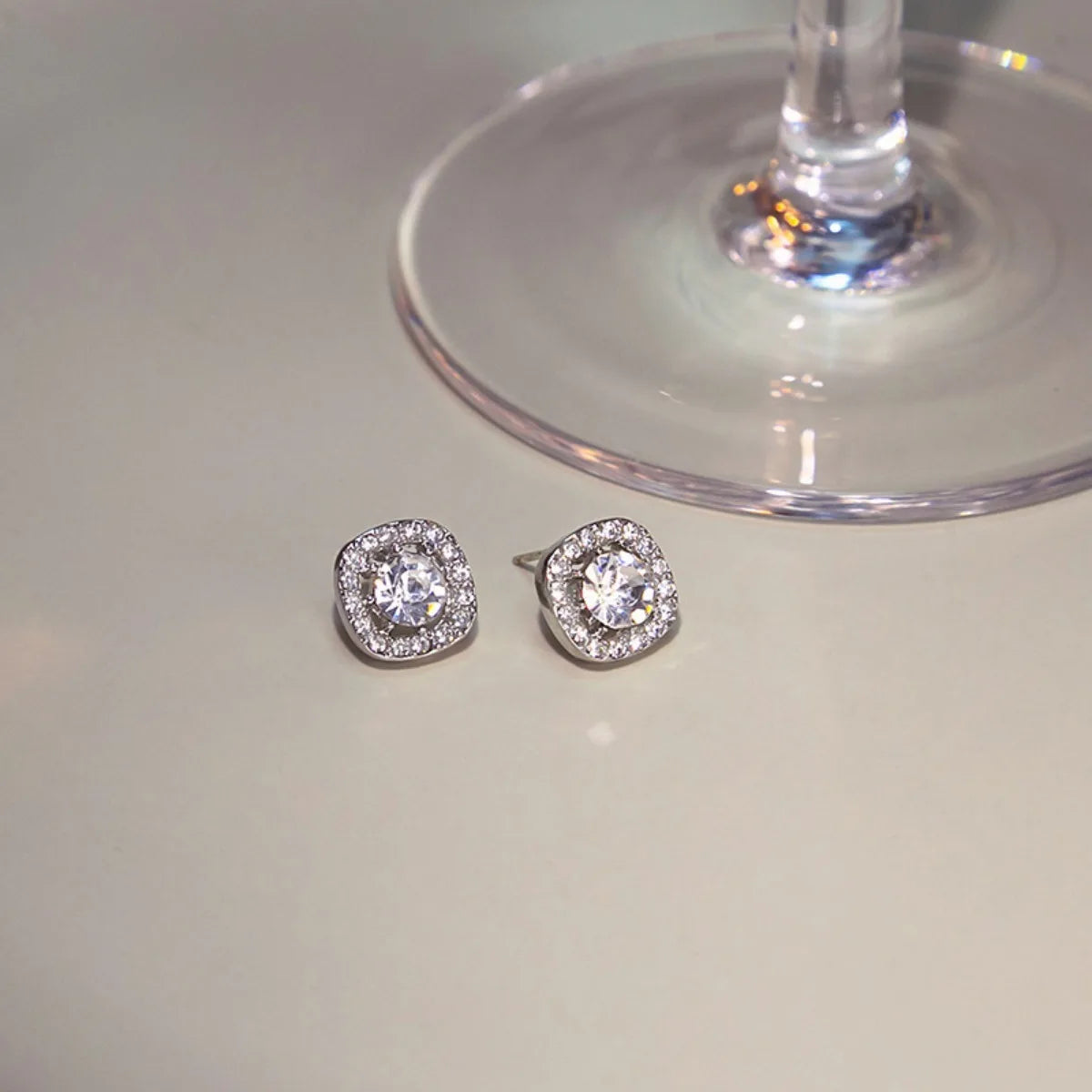 Gigi's Shiny Square Diamond Earrings