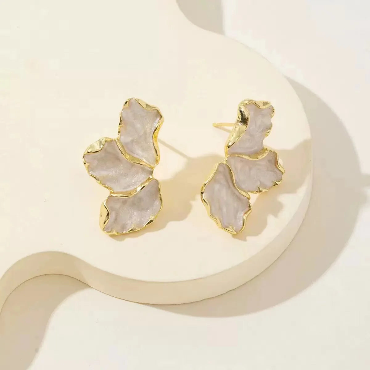 Gigi's Cream Flower Earrings