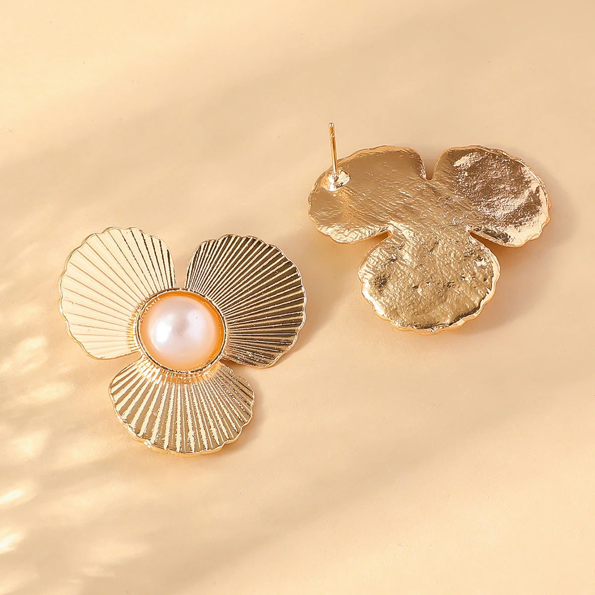 Gigi's Flower Earrings