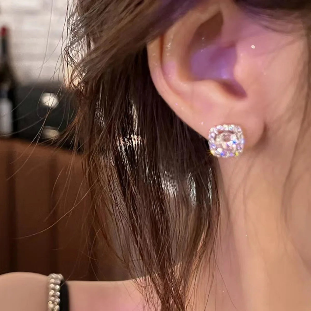 Gigi's Shiny Square Diamond Earrings