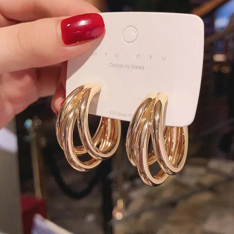 Gigi's Elegant Gold Circled Hoop Earring